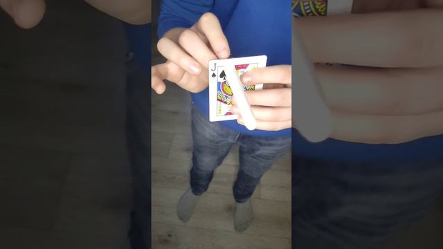 😨 Маркер ПРОХОДИТ СКВОЗЬ Карту?!?! #фокусник #фокус #обучениефокусам #magic #карты #иллюзионист смотреть онлайн