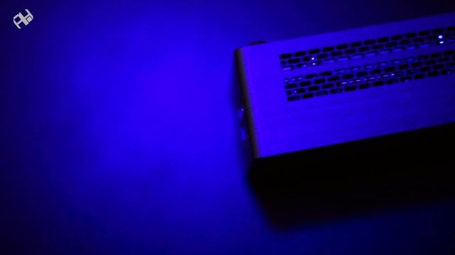 نظرة سريعة على جهاز Brix S من شركة Gigabyte смотреть онлайн