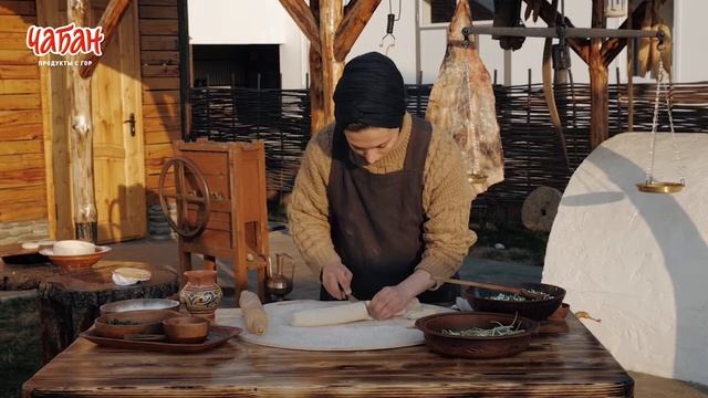 Из поколения к поколению люди по всему миру передавали опыт приготовления пищи. смотреть онлайн