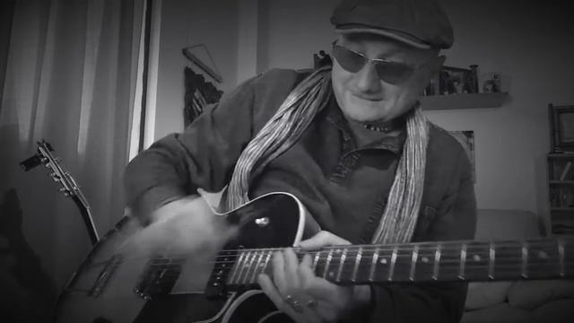 Marco Limido Play Blues with Gibson ES 135 смотреть онлайн