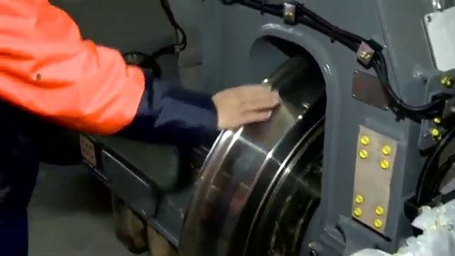 Как собирают инновационные поезда Talgo смотреть онлайн