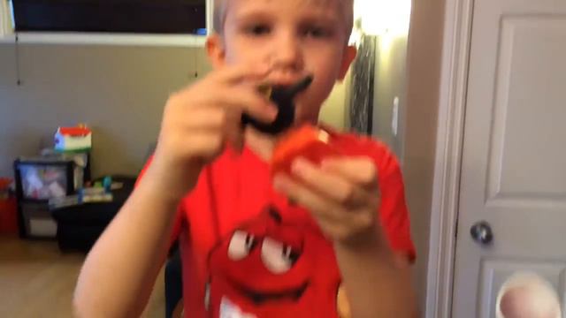 Angry Birds Movie - McDonalds Happy Meal Toys смотреть онлайн