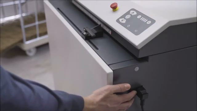 HSM ProfiPack C400 Cardboard Shredder - Demo Video смотреть онлайн