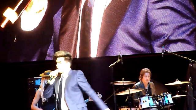 Adam Lambert Cuckoo at the Royal Albert Hall смотреть онлайн