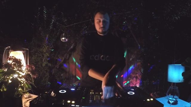 Gabriel Moraes - Backyard Sessions 01