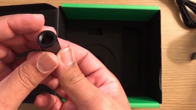 Razer Seiren X - Unboxed with ASMR смотреть онлайн