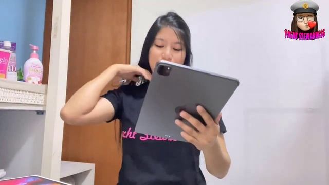 unboxing my new iPad pro 11 2nd generation thanks to my sister Ms. Hagadera || yacht Stewardess смотреть онлайн