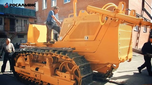 Бульдозер Б10 купить в Челябинске в компании Росальянс. Огружен в город Волжск смотреть онлайн