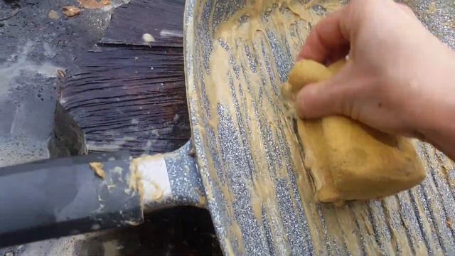 Часть 2 Мою сковородки порошком горчицы