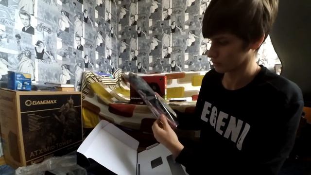 МОЙ НОВЫЙ ПК ДЛЯ СТРИМА / ЛЁХА С ПИСТОЛЕТОМ! смотреть онлайн