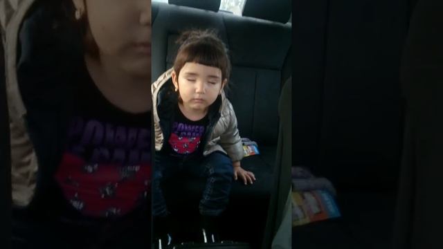 Спящая красавица по имени Илана!!!! смотреть онлайн