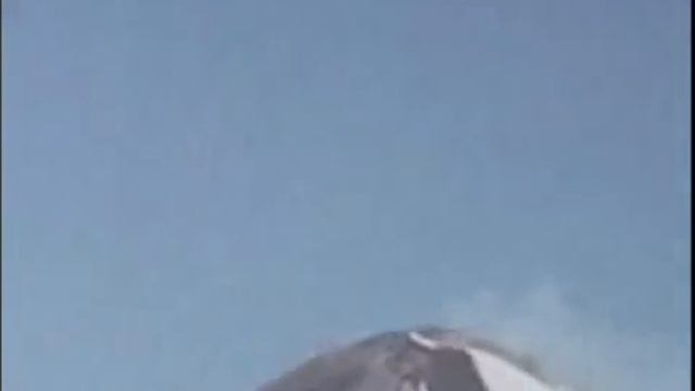 НЛО над вулканом Попокатепетль смотреть онлайн