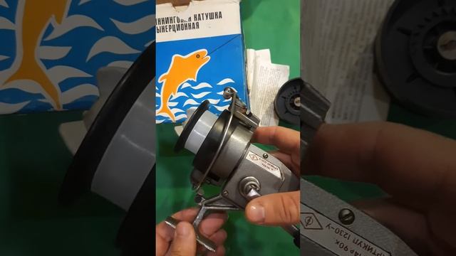 ЛЕГЕНДАРНАЯ БЕЗЫНЕРЦИОННАЯ КАТУШКА СССР ДЕЛЬФИН-8. #shorts смотреть онлайн