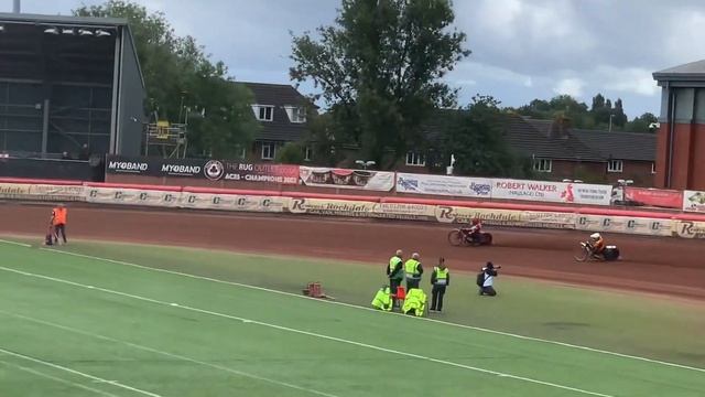 Belle Vue VS Leicester Lions speedway as Belle Vue finish at the top of the league! смотреть онлайн