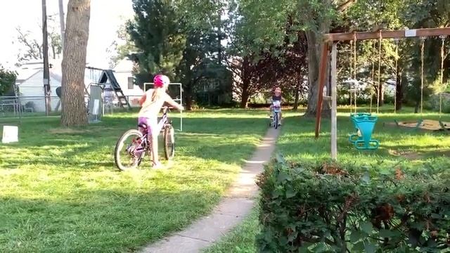 Girls Bike for Toddlers and Kids 2021 смотреть онлайн