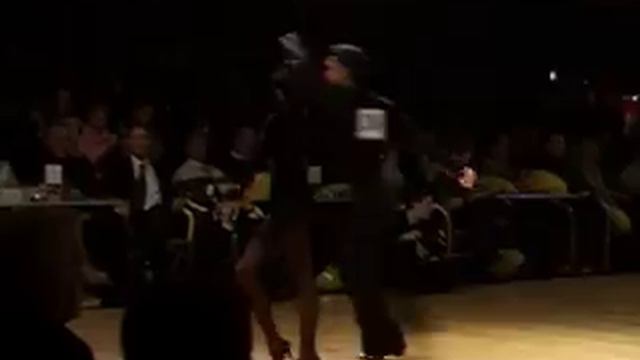 Sergey Ryupin & Elena Khvorova cha-cha Assen 2004 смотреть онлайн