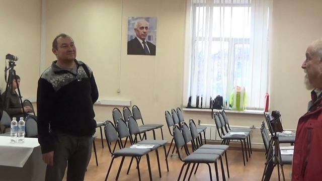 Михаил Лимонад в перерыве встречи Памяти В.А.Ацюковского - Глобальная волна смотреть онлайн