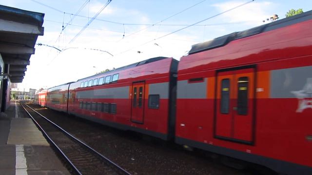 Электропоезд ЭШ2-005 Аэроэкспресс станция Лесной Городок 28.05.2018 смотреть онлайн