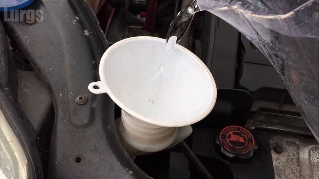 How to fill up Windshield Wiper Fluid on Citroen Berlingo - Citroen Berlingo Screenwash Location смотреть онлайн