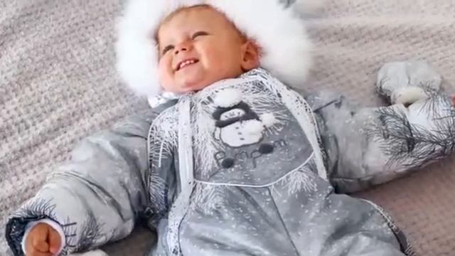 Зимние комбинезоны Alex Junis смотреть онлайн