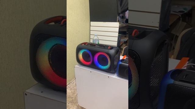 Копия Jbl Party One против Digivolt 1176
