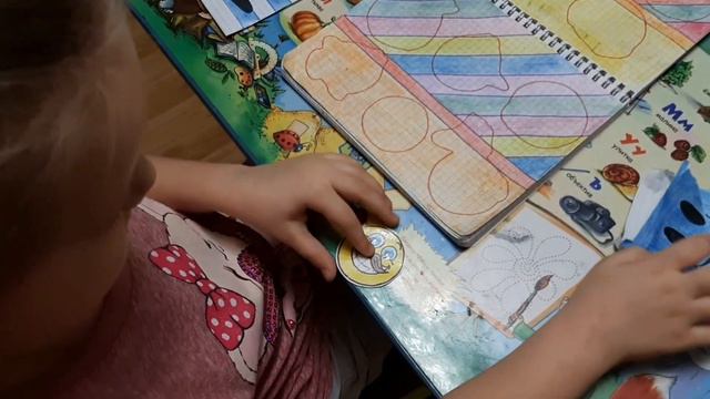 Бумажные сюрпризы//Мадагаскар, Zooba и смайлики//Новая распаковка! смотреть онлайн