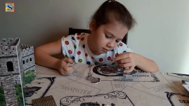 Строим Великую Китайскую стену! The Great Wall China! Играем киндер фигурками:) смотреть онлайн