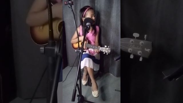 House Of The Rising Sun (Traditional) Ukelele cover: France Nicole смотреть онлайн