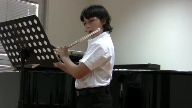 Adam Plays Valse Gracieuse by W. Popp смотреть онлайн