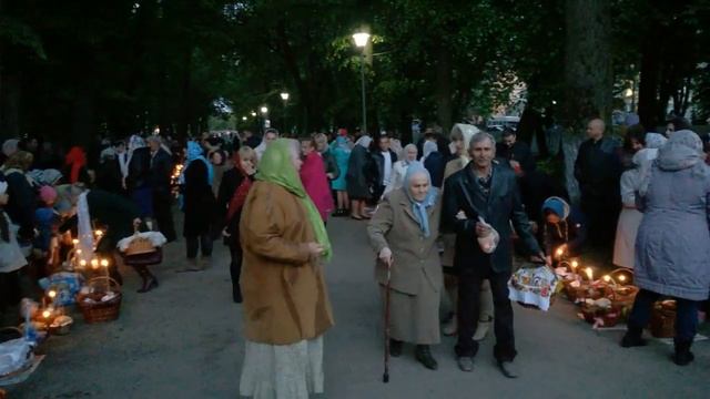 Православная Пасха 2016 г.Хотин.Церковь Св.Покрова Божьей Матери ... смотреть онлайн