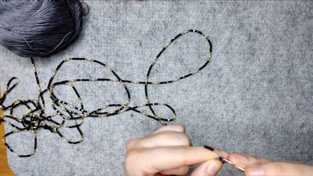 Мастер класс по вязанию жгута с кубическими бусинами 2 мм. Часть 1. смотреть онлайн