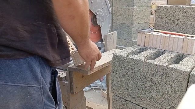 Станок для резки кирпича, самый бюджетный на мой взгляд. Какой выбрать? смотреть онлайн