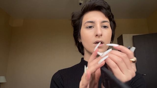 АСМР делаю макияж с накладными ногтями. Тихий голос / ASMR doing makeup with fake nails смотреть онлайн