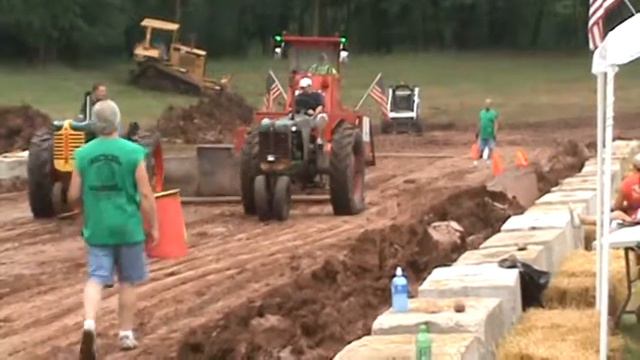 Schimke & Larsen - Oliver 77's Nickel Pull 2010.MPG смотреть онлайн