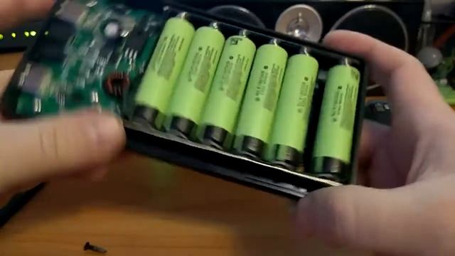 Повербанк Универсальный Портативный 6X18650 Dual USB Мощность банк Батарея Зарядное устройство смотреть онлайн