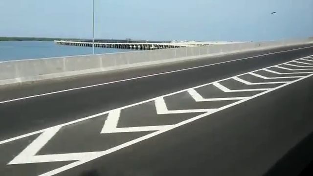Ngurah Rai International airport bridge смотреть онлайн