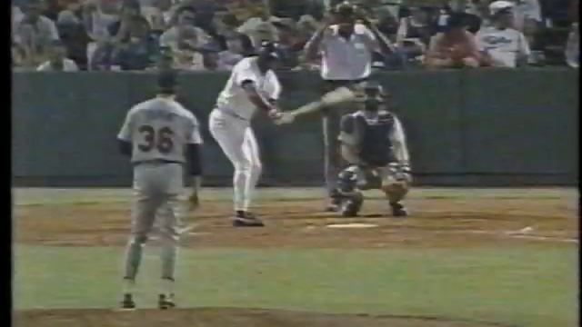 Twins vs Red Sox (7-26-1992, tape ends top 9th) смотреть онлайн