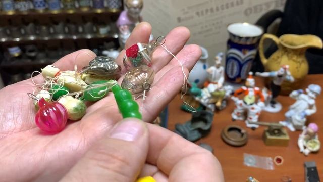 Антиквариат валялся на земле! Смотрите под ноги! смотреть онлайн