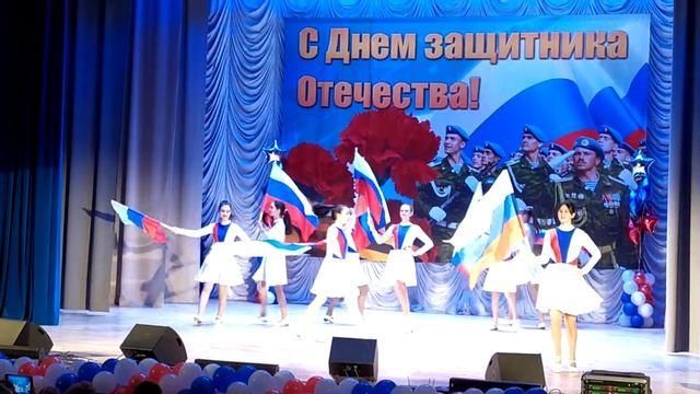Флаговое шоу "Россия". Театр танца "Гюнеш".Руководитель Ольга Антонова. смотреть онлайн