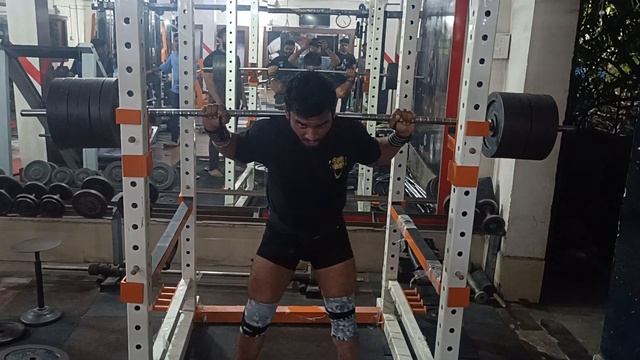 ??140kg 2 reps complete squat ?? please subscribe to my channel ?❤️? смотреть онлайн