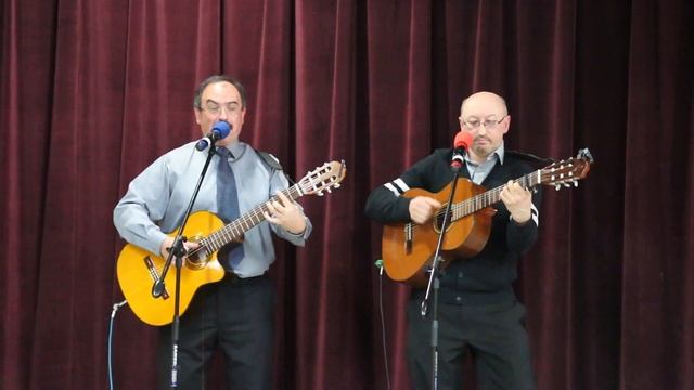 Леонид Новиков и Александр Годин с песней   