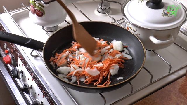 Обед на 3-х человек за 50 рублей / Dinner For 3 People For 90 Cents