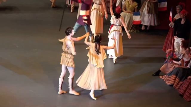 Flames of Paris (Artemy Belyakov, Yulia Stepanova) Пламя Парижа (Артемий Беляков, Юлия Степанова) смотреть онлайн