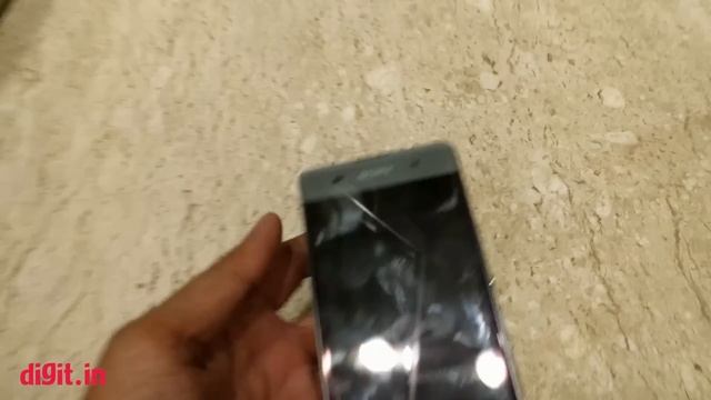 Sony Xperia XA: First Look | Digit.in смотреть онлайн