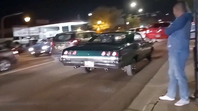 Dino's git down 2022 after cruise on Glendale Ave смотреть онлайн