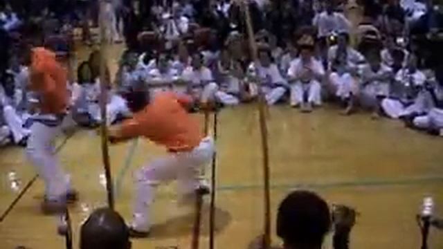 Rutgers'06 Capoeira Club Batizado Mestre Lobao смотреть онлайн