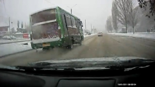 Резкий автобус смотреть онлайн