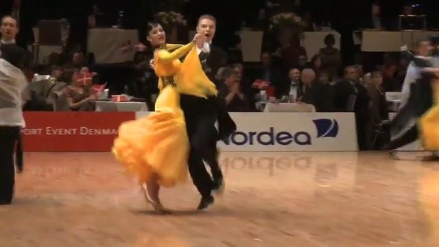 Sergey and Olga Konovaltsev (# 233, RUS) - Quickstep смотреть онлайн