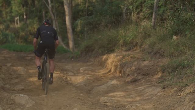 Haz de tu rodada una aventura - Specialized Diverge 2021 смотреть онлайн