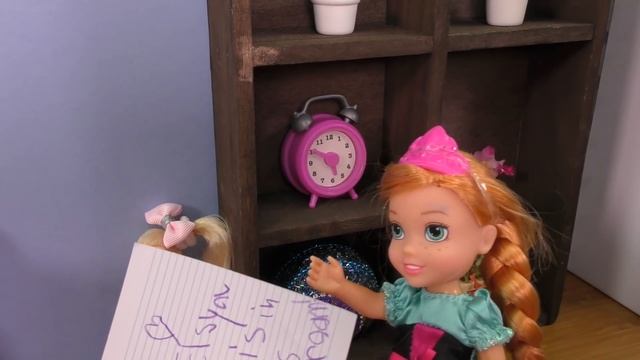 Who is the Boss ? Elsa and Anna toddlers смотреть онлайн